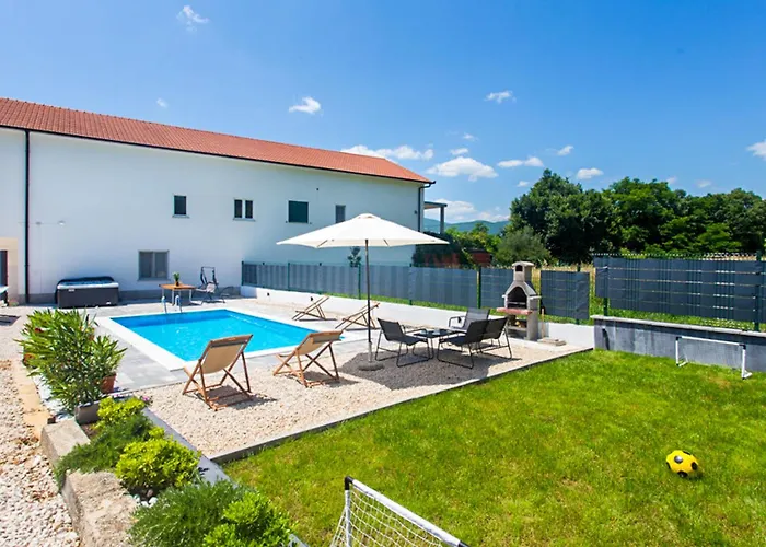 Lejlighed Dogan By Interhome
