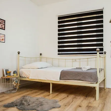 Appartement Dogan By Interhome