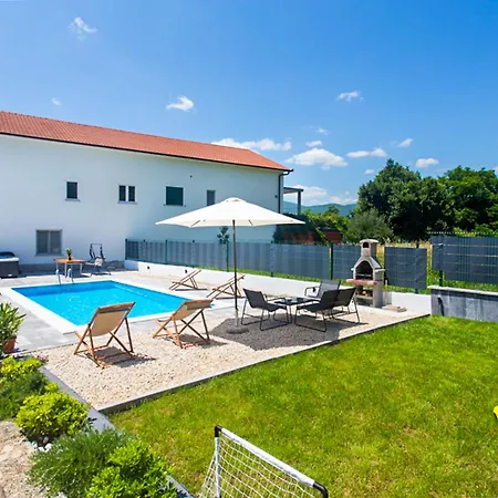 Appartement Dogan By Interhome
